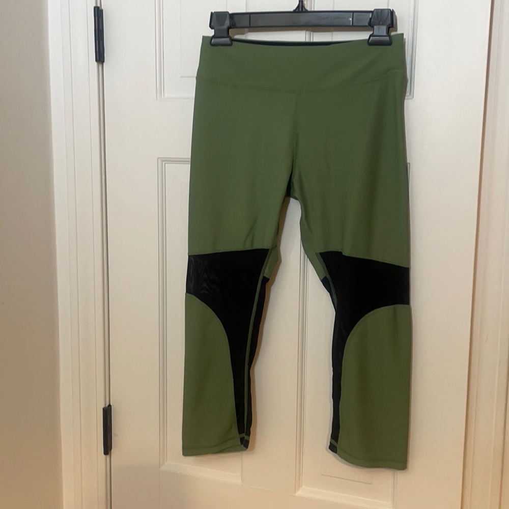 Ki Pro NYC Crop Leggings